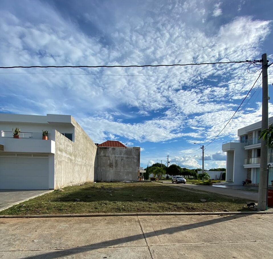 Lote esquinero en Valledupar donde se desarrolla proyecto de vivienda Monte Hermón